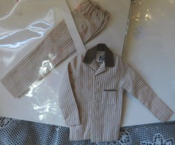 781 1962-63 KEN'S BROWN STRIPE SLEEPER PJ SET,CLOCK,MILK A/C